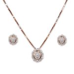 Twinkling Aura Diamond Pendant Set