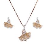 Vivid Splendor Diamond Pendant Set