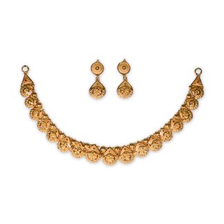 Regal Resplendence Necklace Set